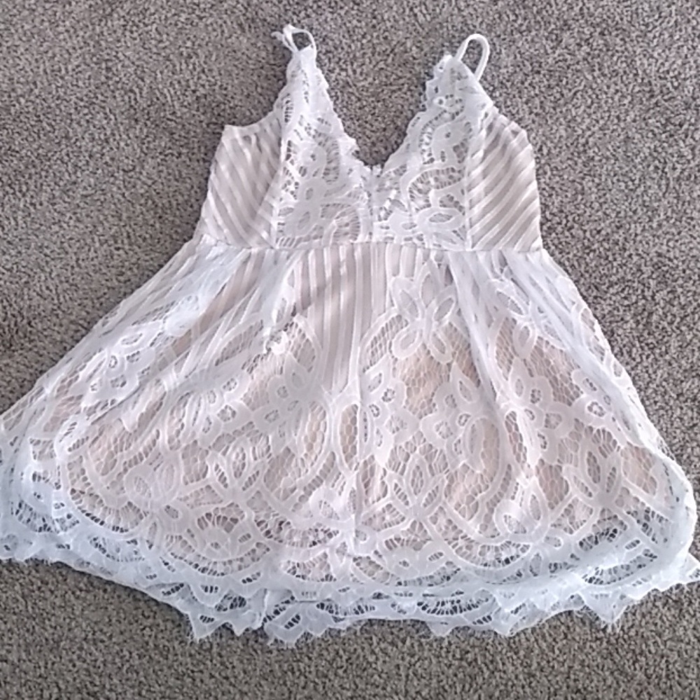 White lace romper